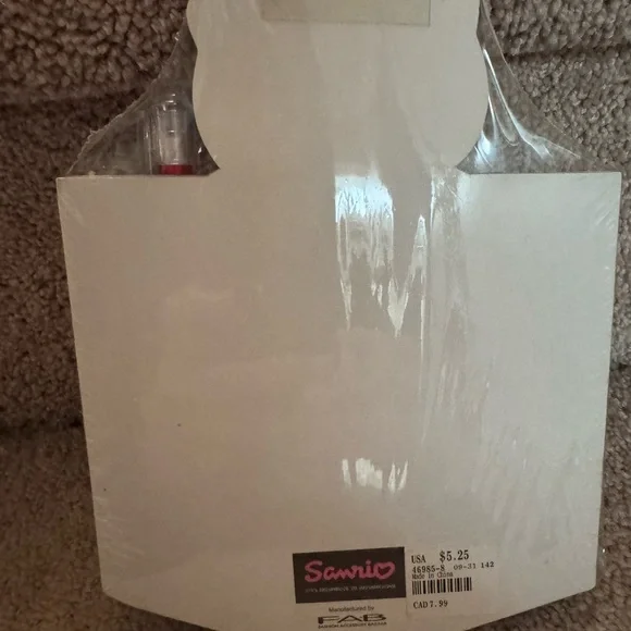 Hello Kitty Pad Set - Picture 3 of 4